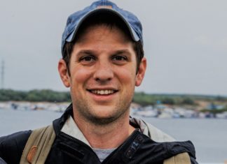 Enigmatic Encounter: US Ambassador’s Puzzling Visit to Imprisoned Journalist in Russia’s Labyrinth